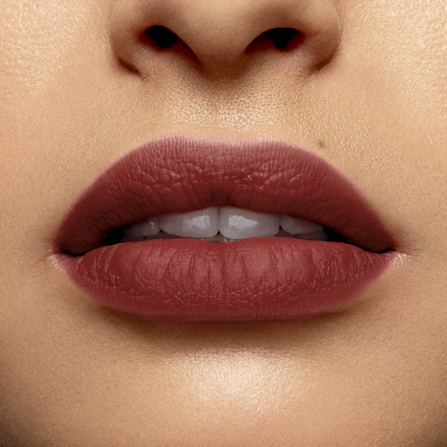 L'ABSOLUE ROUGE INTIMATTE (LÁPIZ LABIAL MATE)